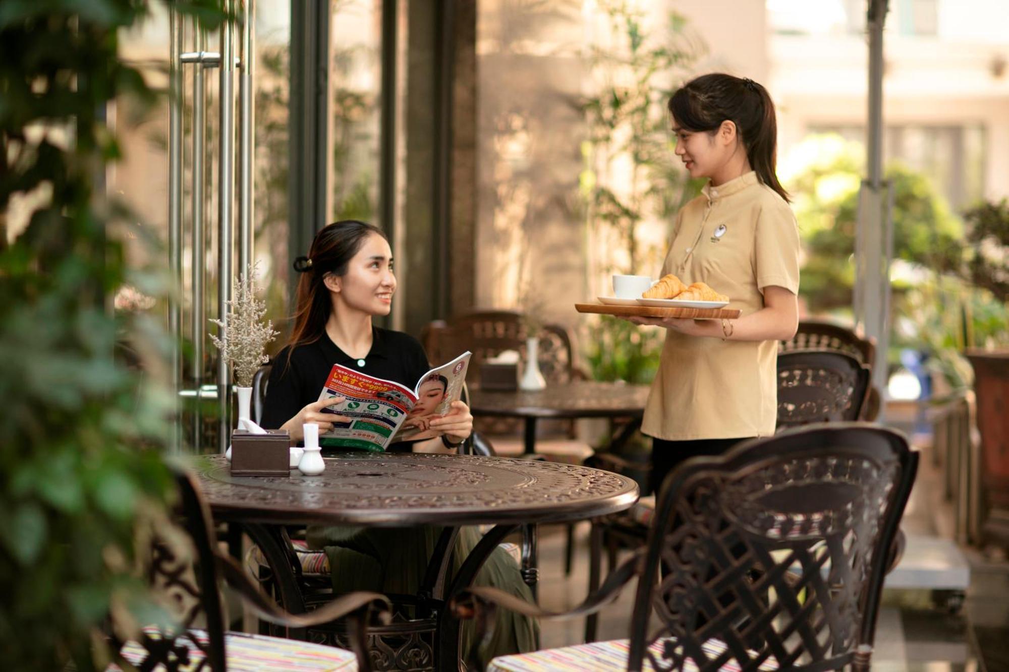 Nesta Grand Hao Nam Apartment Hanoi Bagian luar foto